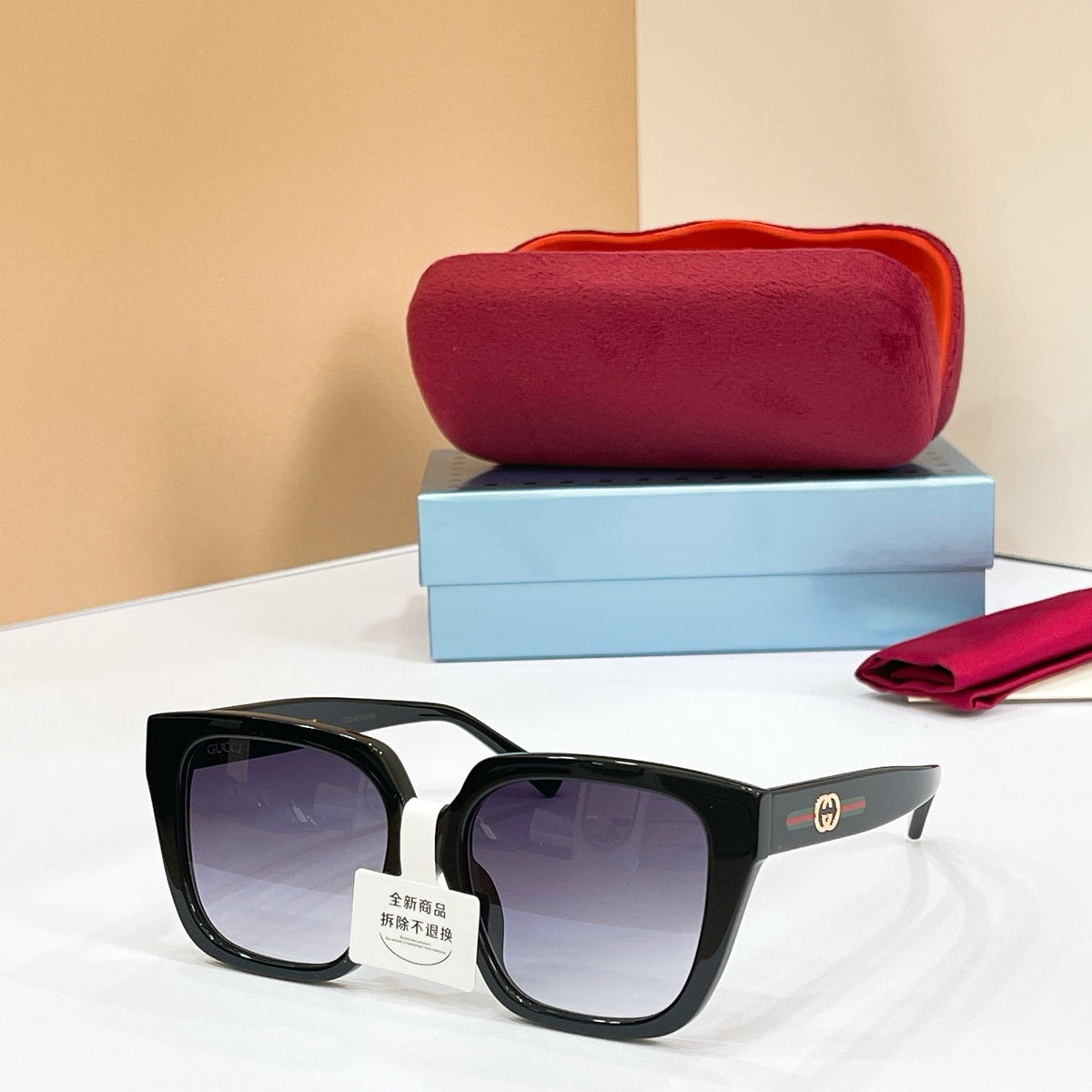Gucci GG2102S Sunglasses